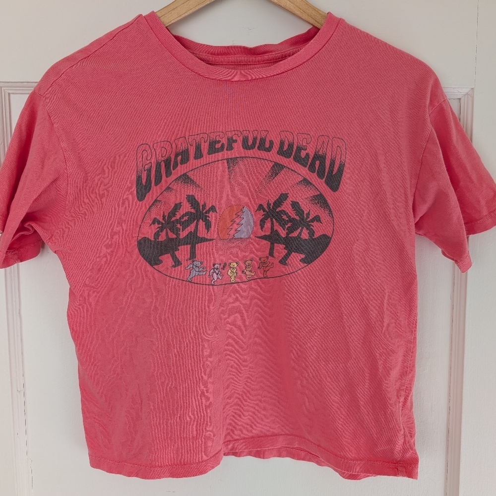 American Eagle Outfitters Coral Tee